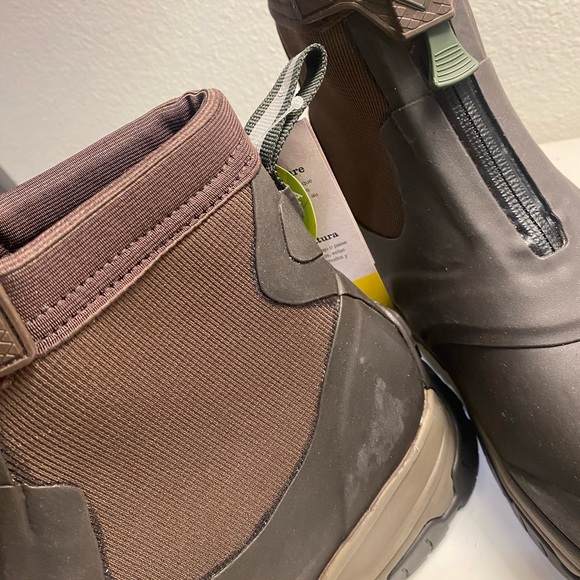 $100 OFF NWT Men's Muck Boots - Picture 5 of 13